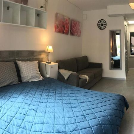 SOPHIES HOMES FÉLIBRIGES BEACH&PALAIS des FESTIVALS Cannes Esterno foto